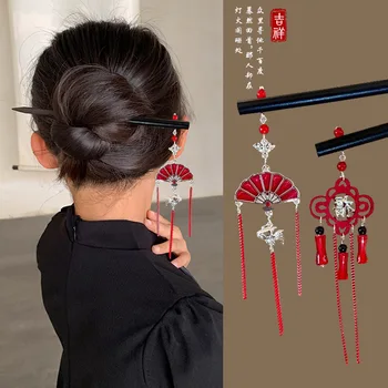 Древна дървена фиба за коса стик Червен китайски възел Chopstick момичета женски коса украшение стайлинг инструменти Нова година аксесоари за коса
