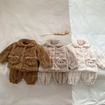Нова есен зима бебе момче момиче облекло комплекти мечка кадифе палто + панталони малко дете деца пижами топли върхове + панталон бебе връхни дрехи